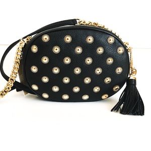 💕NEW Michael Kors Studded Medium Messenger